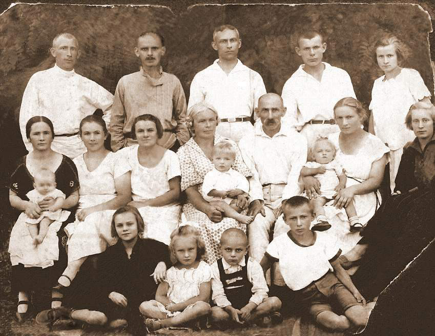 Семейное фото Ратиновых 1926 года